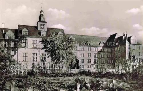 AK / Ansichtskarte Weilburg Lahn Hessen Lahn Luftkurort Paedagogisches-Institut Gebaeude Garten Turm