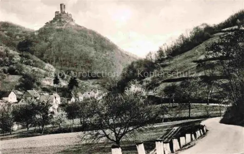 AK / Ansichtskarte Ehrenburg Brodenbach Rheinland-Pfalz Ehrenburg Ehrbachtal Burgruine Tal Dorf Huegel Strasse Baeume Mosel