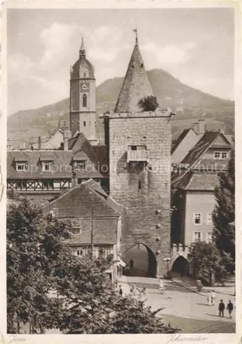 AK / Ansichtskarte JENA  Thueringen Johannistor Stadttor Kirchturm Fachwerk Berglandschaft Passanten