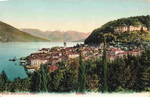 AK / Ansichtskarte Bellagio Lago di Como IT Lago-di-Como Halbinsel Ortschaft Kirche Zypresse Berge Panorama