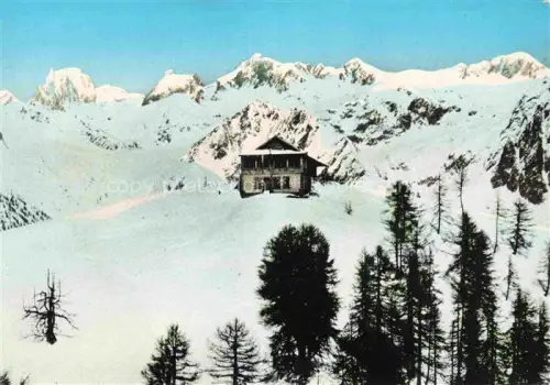 AK / Ansichtskarte La Colmiane Valdeblore NICE 06 Alpes-Maritimes La-Colmiane Télesiège Bergstation Winter Schnee Berghuette Baeume Bergpanorama