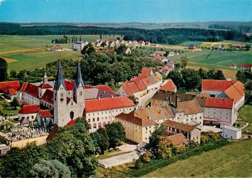 AK / Ansichtskarte Markt Indersdorf Dachau Bayern Kloster Kirche Doppelturm Friedhof Klostergaststaette Metzgerei Klosterbrauerei Ort Felder