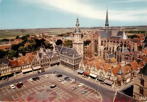 AK / Ansichtskarte Veurne Furnes Belgium Marktplatz Rathaus Kirche Fliegeraufnahme Autos Stadtansicht Turm