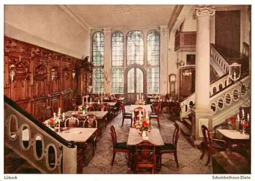AK / Ansichtskarte LueBECK  CITY Schabbelhaus-Diele Restaurant Speisesaal Holzvertaefelung Buntglasfenster Treppe Tische Kerzen