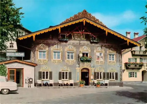 AK / Ansichtskarte GARMISCH-PARTENKIRCHEN Bayern Hotel-Husar Lueftlmalerei Fassadenmalerei Terrasse Bayerisches-Haus Marktplatz Balkon