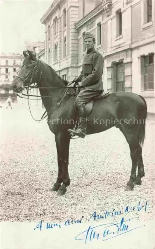 AK / Ansichtskarte Militaria Schweiz Pferd Soldat 