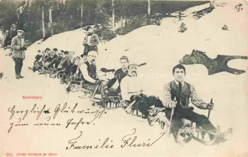 AK / Ansichtskarte Schlitten Bobsleigh Traineaux-- Schweiz 