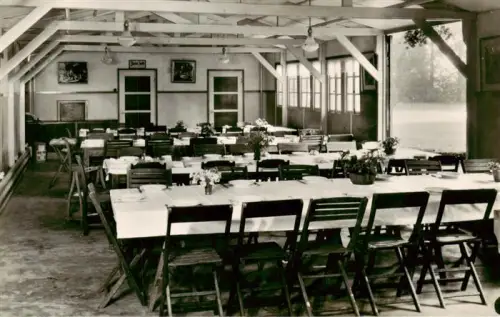 AK / Ansichtskarte Hattem Zwolle Overijssel NL De-Hezenberg Paviljoen Speisesaal Innenraum Tische Stuehle Blumen Holzkonstruktion