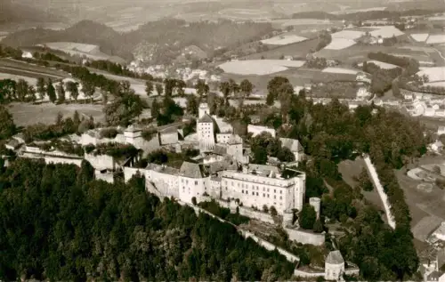 AK / Ansichtskarte PAssAU Bayern Feste-Oberhaus Burg Luftaufnahme Tuerme Mauern Wald Felder Donau