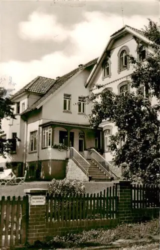 AK / Ansichtskarte Steinbergen Rinteln Niedersachsen Friederikenstift Erholungsheim Haus-Waldfrieden Zaun Treppe Garten