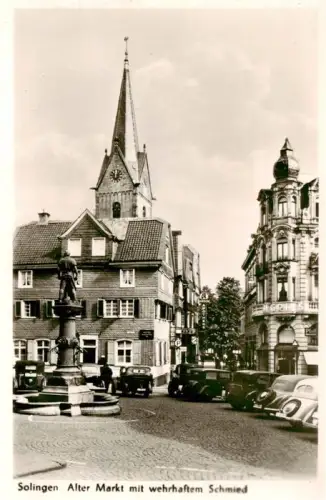 AK / Ansichtskarte SOLINGEN NRW Alter-Markt Waffenschmied-Brunnen Kirche Autos Strassenszene Gruenderzeitgebaeude