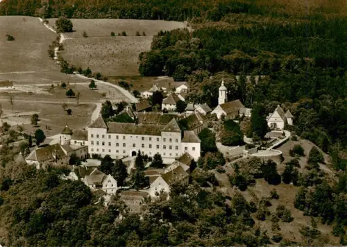 AK / Ansichtskarte Schloss Zeil Leutkirch im Allgaeu BW Schloss-Zeil Schlossanlage Kirche Felder Wald Luftbild Allgaeu