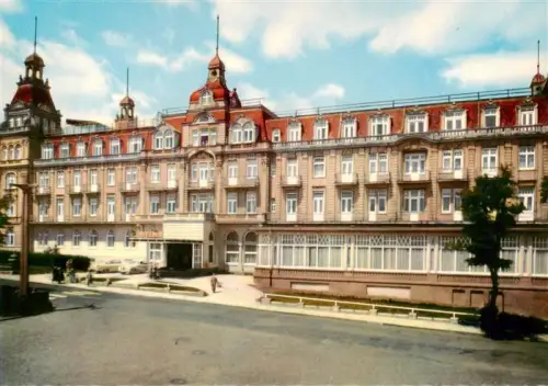 AK / Ansichtskarte BAD WILDUNGEN Hessen Hotel-Fuerstenhof Gruenderzeitbau Tuermchen Mansarddach Fassade Eingang Parkplatz