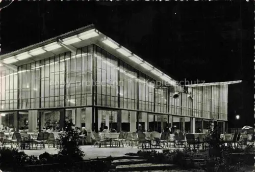 AK / Ansichtskarte Balatonfoeldvar Plattensee HU Motel-étterem Glasfassade Terrasse Nachtaufnahme Modernismus Restaurant