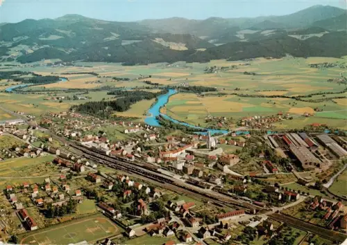 AK / Ansichtskarte Zeltweg Steiermark AT Bahnhof Mur Tal Bahnlinie Kirche Sportplatz Fabrik Berge Felder