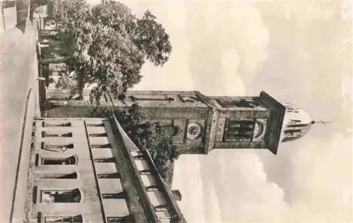 AK / Ansichtskarte Ibbenbueren NRW Katholische-Kirche Kirchturm Kirchenuhr Strasse Geschaeft Baeume Auto
