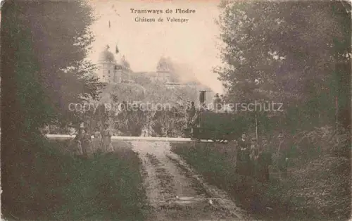 AK / Ansichtskarte Valencay Chateauroux 36 Indre Tramways-de-l Indre Château-de-Valençay Dampftram Schloss Baeume Personen Landweg