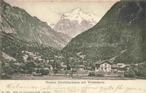 AK / Ansichtskarte Zweiluetschinen Interlaken BE Station-Zweiluetschinen Wetterhorn Bergpanorama Tal Wald Haeuser