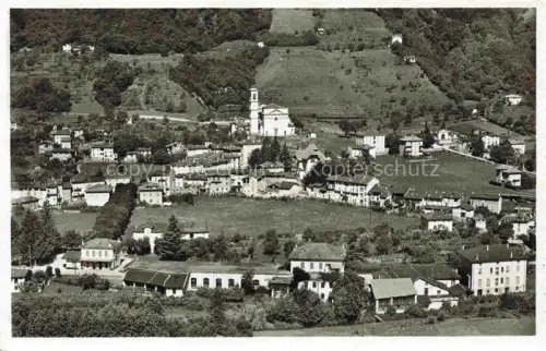 AK / Ansichtskarte Agno Maglasio Lago di Lugano TI Kirche Dorf Felder Wald Wohnhaeuser Luftaufnahme