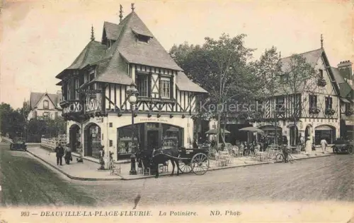 AK / Ansichtskarte DEAUVILLE-SUR-MER Lisieux 14 Calvados La-Potiniere Fachwerk Pferdekutsche Cafe Terrasse Passanten ND-Phot