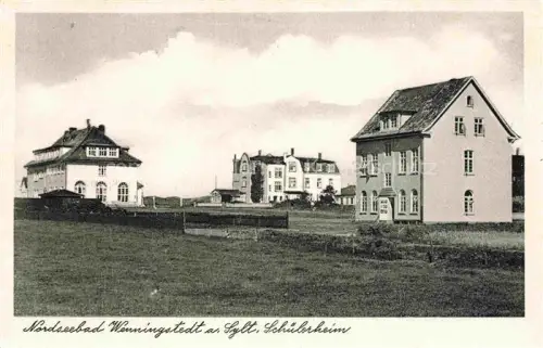 AK / Ansichtskarte WENNINGSTEDT Sylt Schuelerheim Nordseebad Sylt Gebaeude Wiese Heide