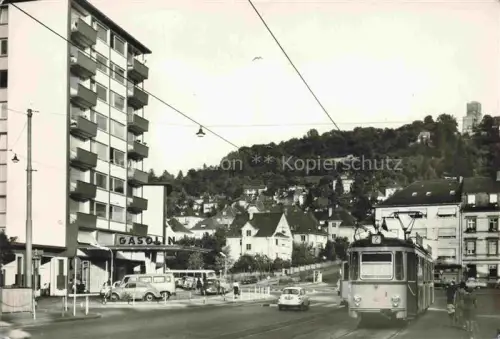 AK / Ansichtskarte Durlach Karlsruhe Baden BW Turmberg Strassenbahn Hochhaus Gasolin-Tankstelle Burg Autos Huegel