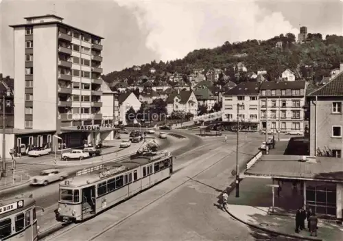 AK / Ansichtskarte Durlach Karlsruhe Baden BW Strassenkreuzung Strassenbahn Hochhaus Burg Gasoline Autos Passanten