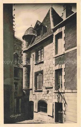 AK / Ansichtskarte Le Monteil-au-Vicomte AUBUssON 23 Creuse Maison-de-Vallenet Fassade Turm Steinmauern Gasse Mittelalter