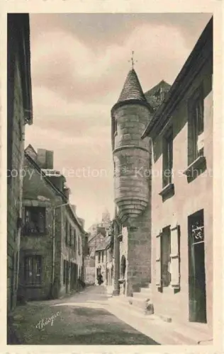 AK / Ansichtskarte Le Monteil-au-Vicomte AUBUssON 23 Creuse Rue-Vieille Maison-Corneille Tour-de-l Horloge Turm Gasse Fachwerkhaus
