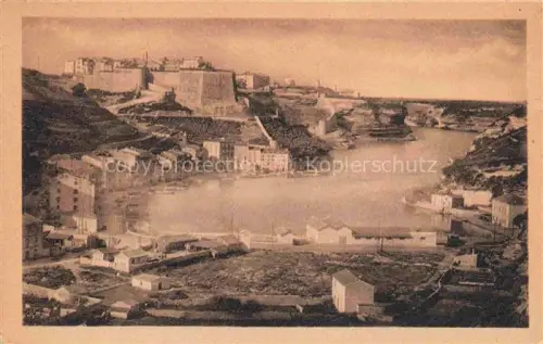 AK / Ansichtskarte Bonifacio 2A Corse du Sud Marine Haute-Ville Hafen Festung Klippen Meer