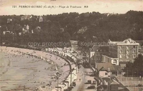 AK / Ansichtskarte PERROS-GUIREC Lannion 22 Cotes-d Armor Plage-de-Trestraou Strand Strandkabinen Hotel Badeort Meer Promenade Baeume