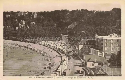 AK / Ansichtskarte PERROS-GUIREC Lannion 22 Cotes-d Armor Plage-de-Trestraou Strand Strandkabinen Hotel Baeume Meer Promenade