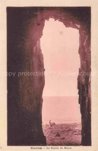 AK / Ansichtskarte Etables-sur-Mer Saint-Brieuc 22 Cotes-d Armor Grotte-du-Bossu Felshoehle Meer Kueste Felsen Person