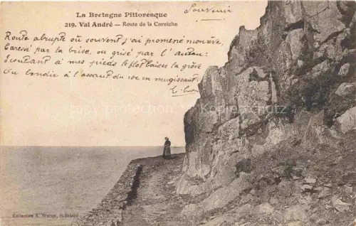 AK / Ansichtskarte Val-Andre Saint-Brieuc 22 Cotes-d Armor Route-de-la-Corniche Klippen Meer Frau Felsen Kuestenpfad