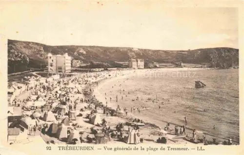 AK / Ansichtskarte TREBEURDEN Lannion 22 Cotes-d Armor Plage-de-Tresmeur Badegaeste Strandkoerbe Haeuser Klippen Meer Bucht