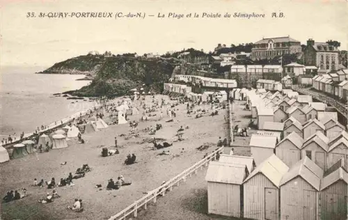 AK / Ansichtskarte Saint-Quay-Portrieux 22 Cotes-d Armor Strand Badehaeuschen Pointe-du-Sémaphore Zelte Badegaeste Kueste Villen