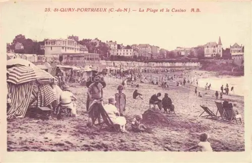 AK / Ansichtskarte Saint-Quay-Portrieux 22 Cotes-d Armor Strand Casino Badehaeuschen Badegaeste Liegestuehle Kueste Villen