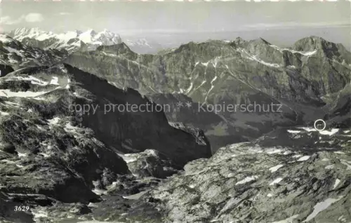AK / Ansichtskarte Rugghubelhuette 2294 Titlis Engelberg OW Rotgraetli Berneralpen Titlis Bergpanorama Gletscher SAC Hochgebirge Felsen