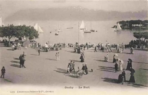 AK / Ansichtskarte LAUSANNE VD Ouchy Port Hafen Segelboote Lac-Léman Promenade Spaziergaenger Berge