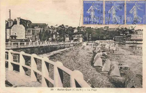 AK / Ansichtskarte Saint-Cast-le-Guildo DINAN 22 Cotes-d Armor Plage Strand Strandkoerbe Badegaeste Promenade Ortschaft Meer