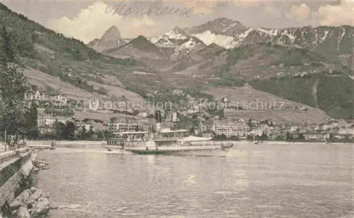 AK / Ansichtskarte MONTREUX  VD Genfersee Dampfschiff Berge Stadtansicht Weinberge Schneeberge Promenade