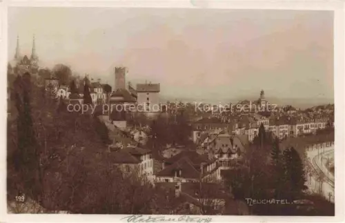 AK / Ansichtskarte Neuchatel NE Schloss Turm Kirche Stadtpanorama Daecher Strasse
