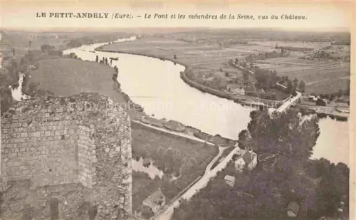 AK / Ansichtskarte Le Petit Andely Les Andelys 27 Eur Seine Maeander Pont Burgmauer Fliegeraufnahme Flusstal Felder Bruecke