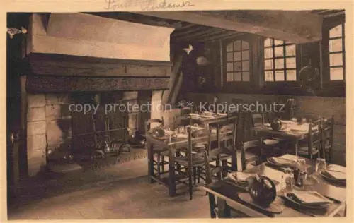 AK / Ansichtskarte Pont-Audemer BERNAY 27 Eure Auberge-du-Vieux-Puits Salle-à-Manger Kamin Tische Stuehle Holzbalken Fenster Innenraum