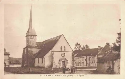 AK / Ansichtskarte Marcilly-sur-Eure Evreux 27 Eure L Eglise Kirche Kirchturm Dorfplatz Passanten Wohnhaeuser