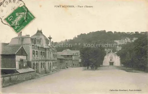 AK / Ansichtskarte Pont-Audemer BERNAY 27 Eure Place-d Armes Kirche Platz Gebaeude Baeume