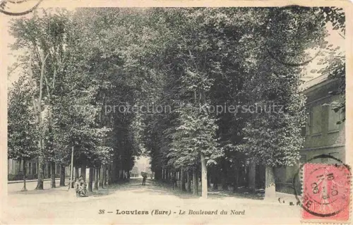 AK / Ansichtskarte Louviers  LES ANDELYS 27 Eure Boulevard-du-Nord Allee Baeume Promenade Strasse Passanten Gebaeude
