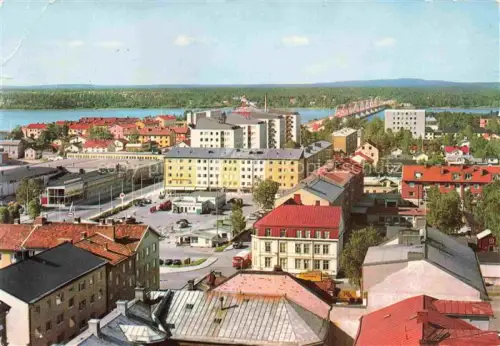 AK / Ansichtskarte Lulea Norrbottens Lan Sweden Bergnaesbron Stadtansicht Fluss Bruecke Busbahnhof Wohnhaeuser Hochhaeuser