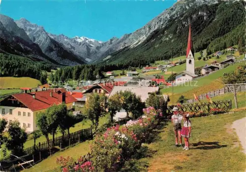 AK / Ansichtskarte Trins Gschnitztal Innsbruck Tirol AT Gschnitztal Feuersteine Kirche Dorf Alpenblumen Kinder Tracht Berge