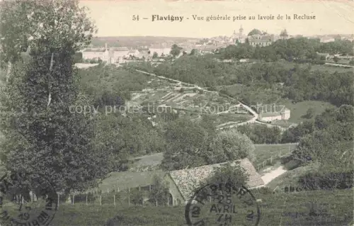 AK / Ansichtskarte Flavigny-sur-Ozerain Montbard 21 Cote-d Or Vue-générale Lavoir Recluse Tal Wald Gaerten Kirche Ort
